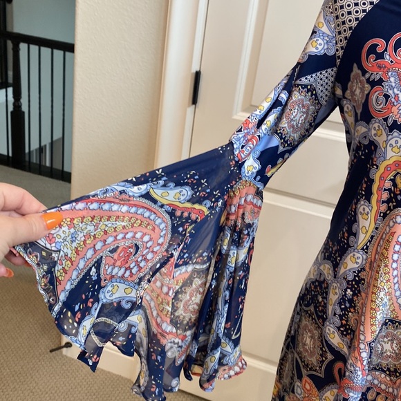 Ivy Lane Boho Dramatic Bell Sleeves Multicolor Midi Dress - Picture 4 of 6